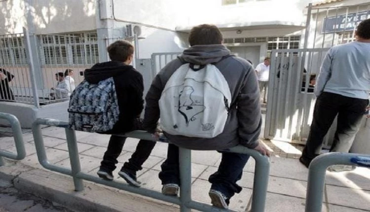 Κοπάνες τέλος! Νέα εποχή στις απουσίες – Με εmail το ραβασάκι στους γονείς